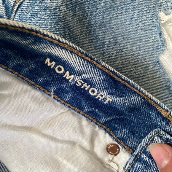 American Eagle Denim Mom Shorts - Picture 3 of 5